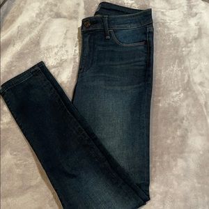 A&F mid rise skinny jeans